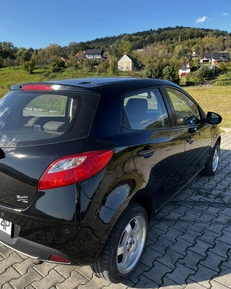 Mazda 2 cena 12900 przebieg: 195000, rok produkcji 2010 z Janikowo małe 137